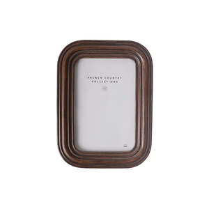 French Collection: French Country Photoframe - Chestnut Ribbed | 4x6"
