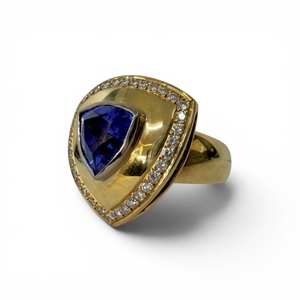 Products: Tanzanite And Diamond Modern Style Dress Ring