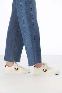 Converse Unisex Star Player 76 Archival Athletics Low Top Egret/Park Red