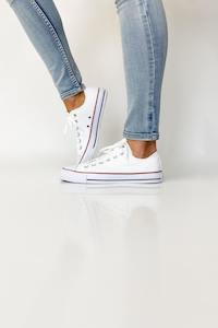 Converse: Converse Chuck Taylor All Star Low White