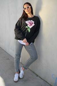 Rebel Club Romance Rose Crew Washed Black