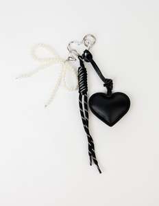 Stella + Gemma Keychain Rope And Heart Black