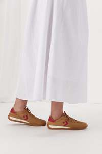 Converse: Converse Run Star Trainer Unisex Incensed Sporty Berry Gum
