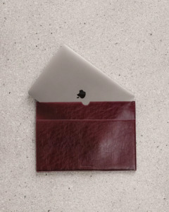 Louenhide: Louenhide Brooke Laptop Slip Burgundy Patent