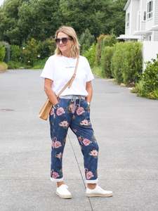 Sunday Boho Bailey Pant Dark Blue Wash