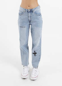Federation Take it Easy Jean Washed Blue