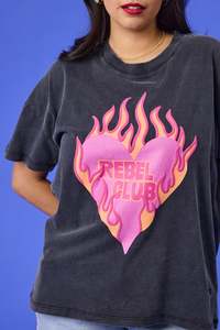 Rebel Club Flaming Heart Boyfriend Tee Washed Black
