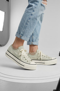 Chuck Taylor All Star Lift Platform Peached Canvas Sage Smoke