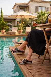 Los Cabos: Los Cabos Mode Studded Sandal Black