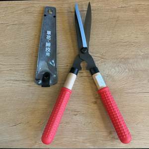 Tools And Wire: WAZAKURA Premium Hedge Shears -Made in Japan