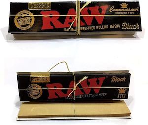 RAW CLASSIC BLACK Connoisseur King Size Slim Papers + Tips