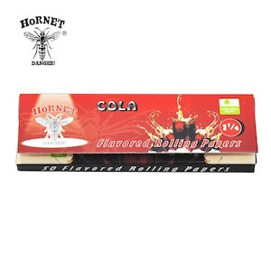 Hornet Flavored Rolling Paper 1 1/4 - Cola
