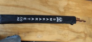 2x Yawara sticks and bag