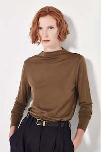 Wholesale: The Cezanne Top in Walnut