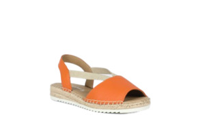 All: BAY LANE NEW CLAUDIA