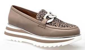 Alfie Evie: ALFIE & EVIE HITCH