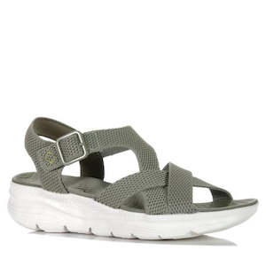 Cc Resorts: CCR LEONAR