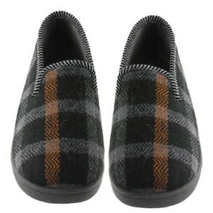 Mens Shoes: Pluma Flex R12010