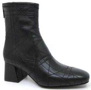 Mid Knee Length Boots: Django & Juliette Vian