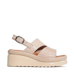 Womens Shoes: EOS Mentas