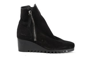 41: Arche LAZZHI (Black)