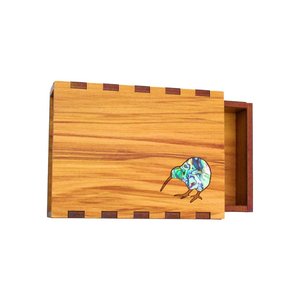 Giftboxes: Paua Kiwi Business Card Box