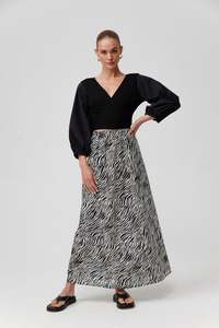 Kinney Juliet Wrap Top - Black
