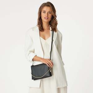 Saben Feature Handle Chain - Gold Snake