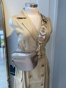 Lauren Vidal: Lauren Vidal Eldaly Bag - Mordore