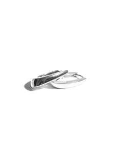 Accessories: Classic Oval Link Silver Earrings