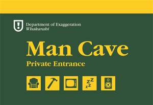 Giftware: Man Cave Wooden Sign