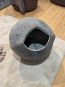 Pets: Felted Cat Cave/ Pods - Brown