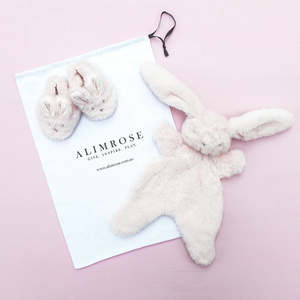 Darcey Lovey Set