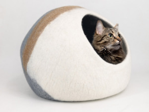 Felted Cat Pod - Striped