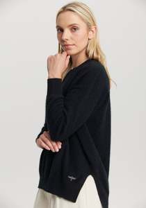 Menswear 2: Kapua Relax Crew Sweater