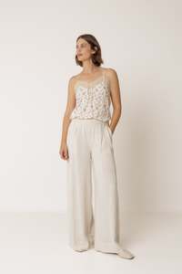 Womenswear: Flowy Pant - Viscose & Linen