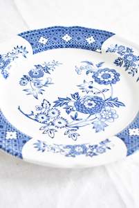Kitchenware: J&G Meakin ‘CATHAY’ Ironstone plates England