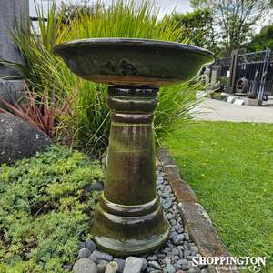 Garden Art: Ceramic Bird Bath - Jade