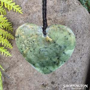 Pounamu Greenstone: Inanga Manawa (heart)