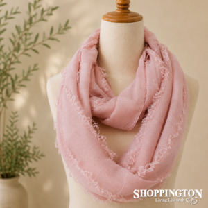 All Gift Collections: Snood - Pink Tufted Squares