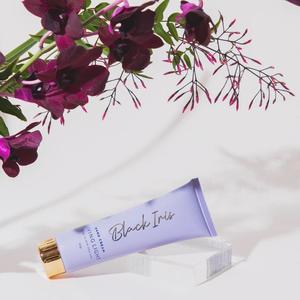 Health Wellbeing: Living Light Handcream / Black Iris