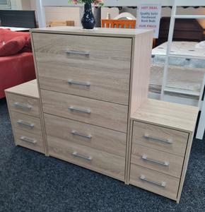 Brand New Gorgeous Oak 3-Piece Bedroom Set - Zone