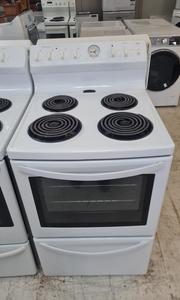 Products: Westinghouse Multifunction Saturn Stove - Zone