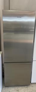 Fisher & Paykel 402L S/Steel Fridge/Freezer - Zone