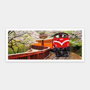Showpiece 1000 Piece Panorama Puzzle: Forest Train in Alishan National Park - 1000 Piece Jigsaw Puzzle