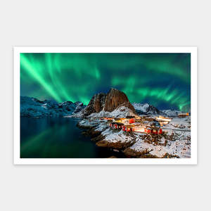 Showpiece 1000 Piece Puzzle: Dream of the Northern Lights 1000 Piece Jigsaw Puzzle
