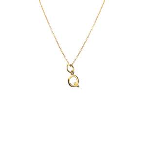 Gifts Under 100: Initial 'Q' Necklace Gold