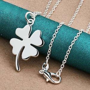 Necklaces: 925 Silver 18 Inch Four Leaf Clover Pendant Necklace
