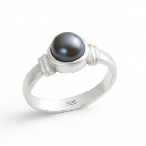 Black Pearl and Sterling Silver Ring