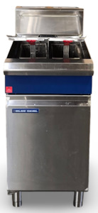 Used Commercial Kitchen Equipment: Blue Seal GT46 Fryer